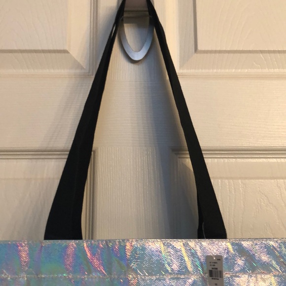 Pink Victoria’s Secret Tote 💞💋🌺 - Picture 3 of 3